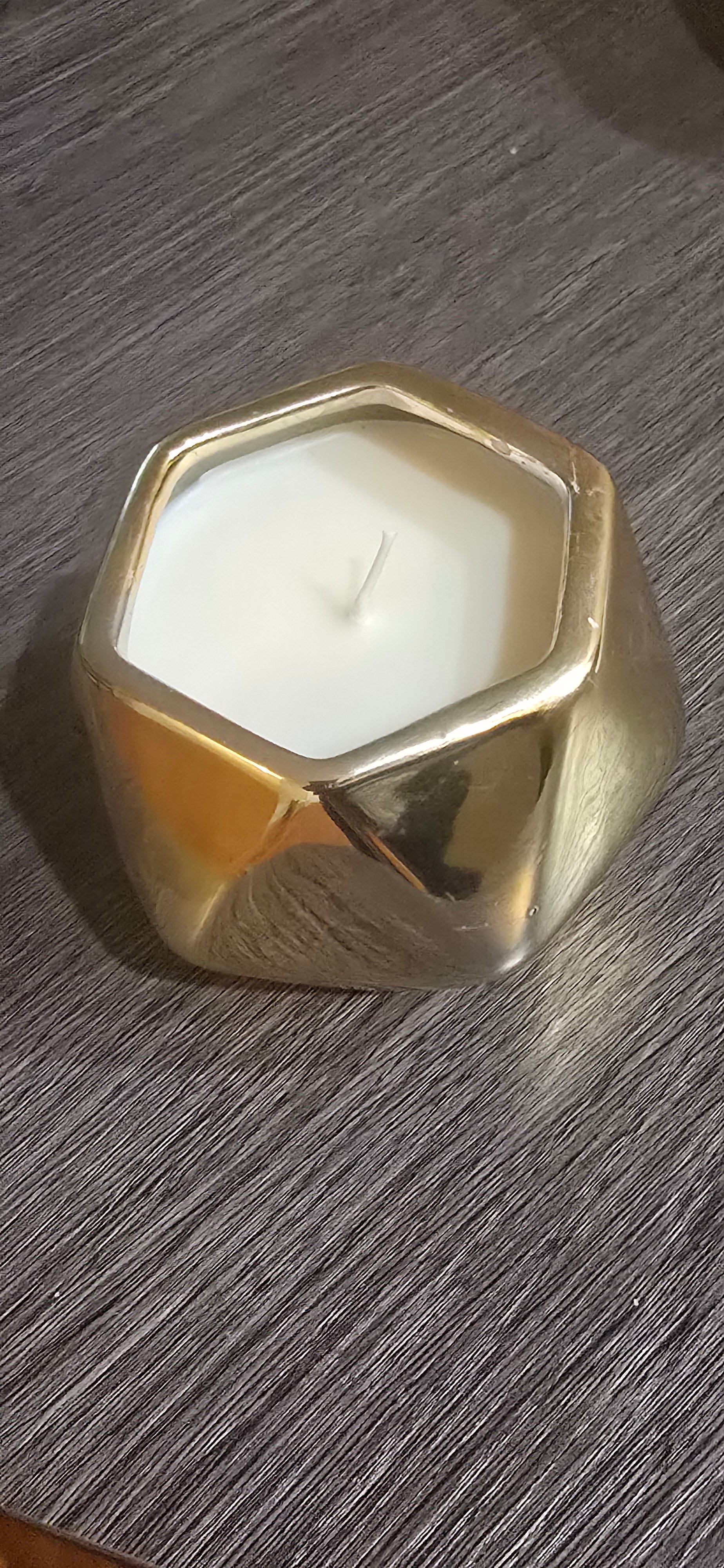 Gold coconut sandlewood and amber